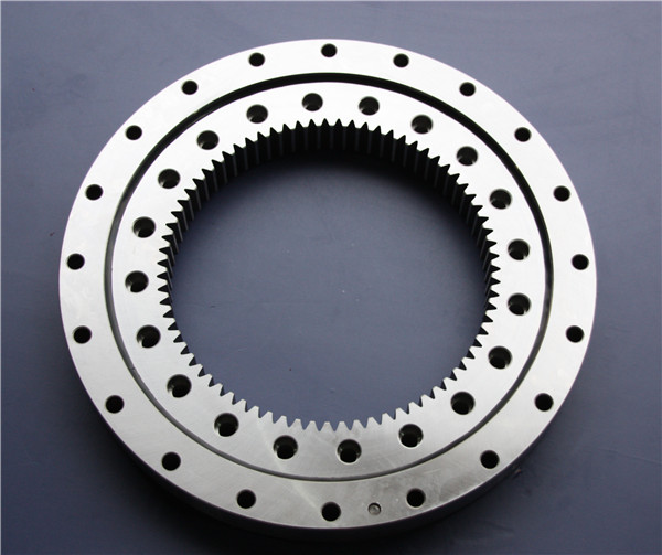 關于轉盤軸承安裝保養要點